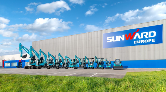 共建“一带一起”！云顶国际yd888智能携手中铁九局助力匈塞铁路建设