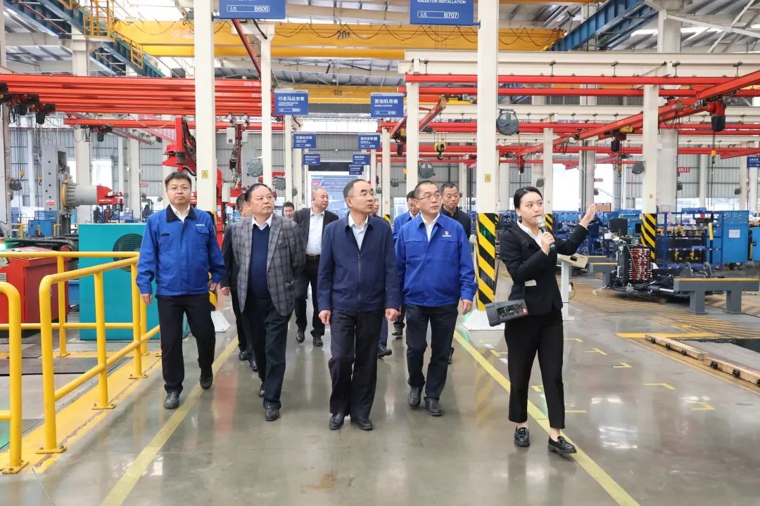 强强联合，，，夯实湖南工程建设湘军！云顶国际yd888智能与湖南路桥签署战略相助协议