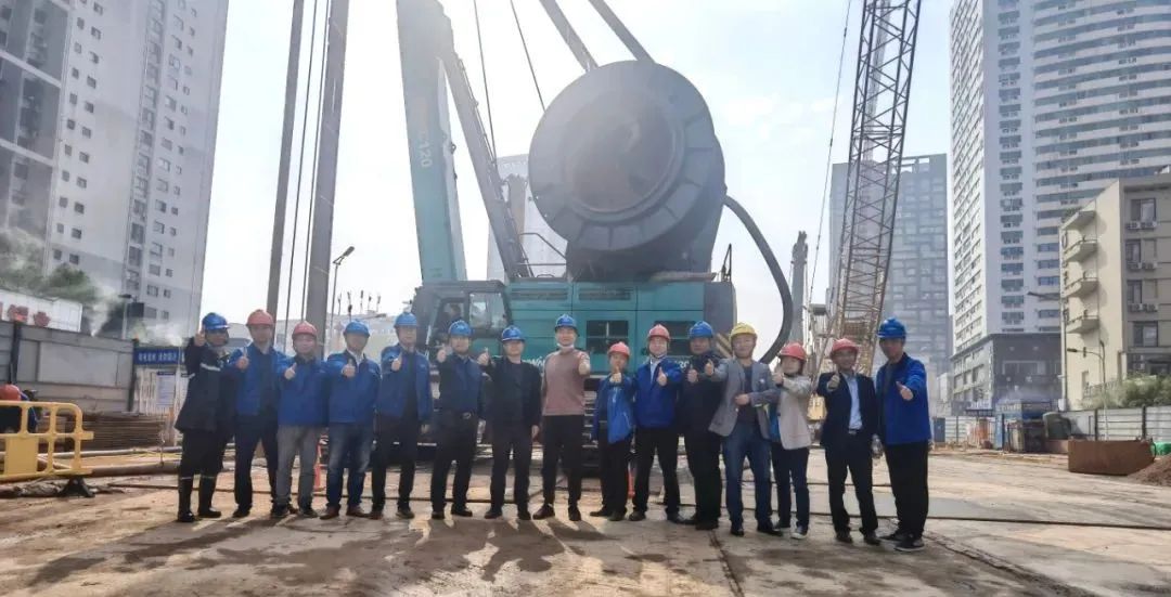 首战创佳绩！云顶国际yd888智能双轮铣槽机助建长沙地铁7号线