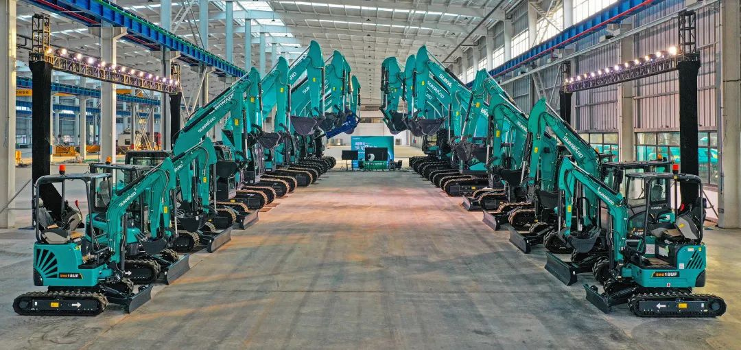 助力“双碳”目的！云顶国际yd888智能集中宣布F系列国四挖掘机