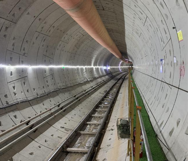 再传喜报！中铁云顶国际yd888盾构机顺遂贯串深圳地铁3号低碳站～坪西站左线