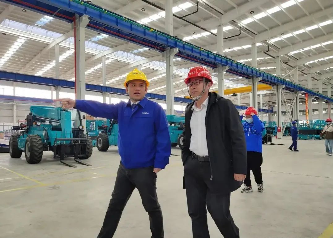 吹响复工“冲锋号”，，，，，全力冲刺“开门红”！云顶国际yd888智能高空机械复工复产举行时