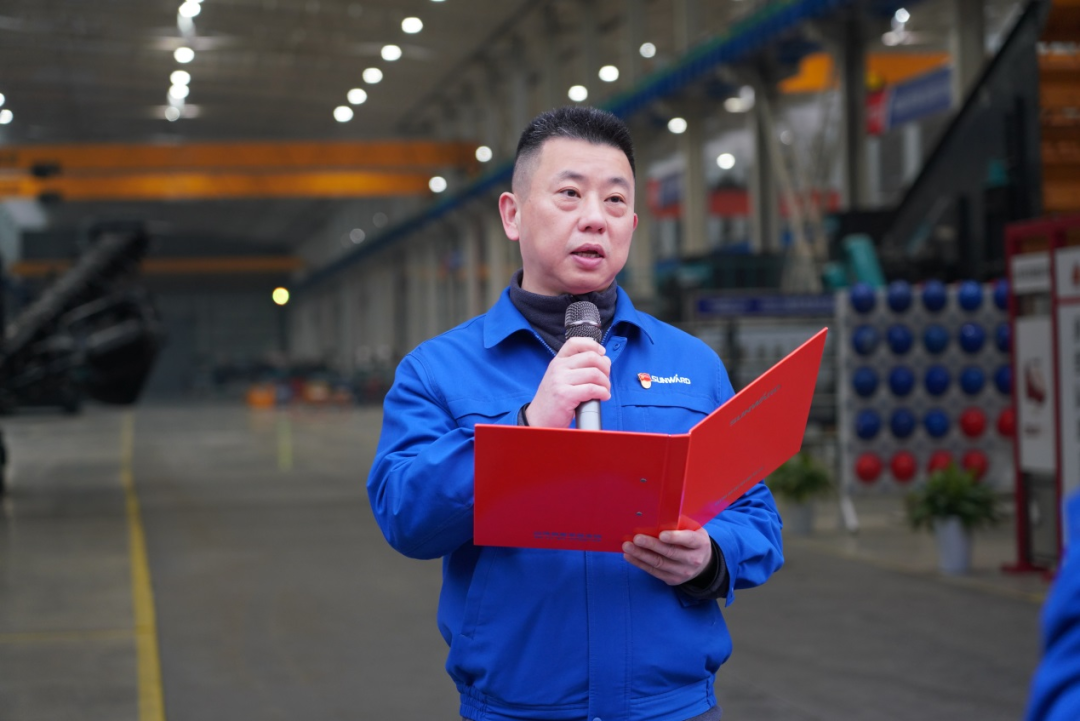 “持证上岗，，，成为破碎筛分装备的好管家！”