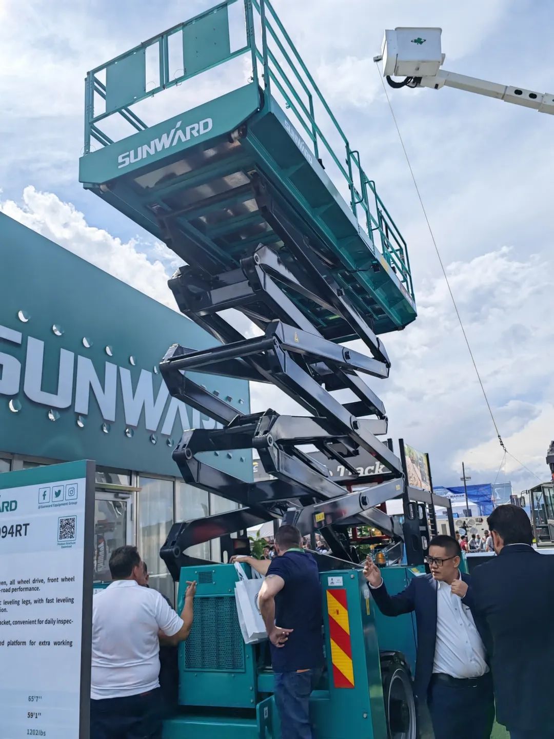 拉展直播 | 云顶国际yd888智能高空精品亮相2023美国拉展，，，，，哪款是你的最爱？？？？