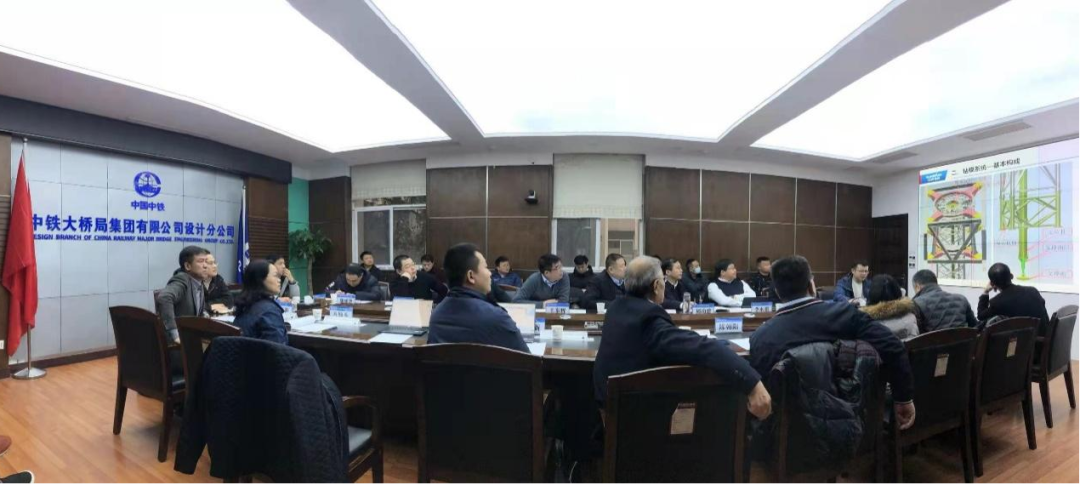 超等装备助建超等工程！云顶国际yd888智能超等旋挖钻机SWDM1280推介会乐成举行