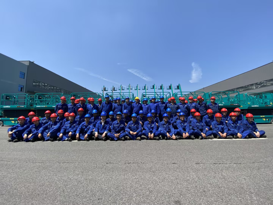 长沙市召开庆祝“五一”国际劳动节大会，，，，，云顶国际yd888智能1小我私家1整体获表扬！