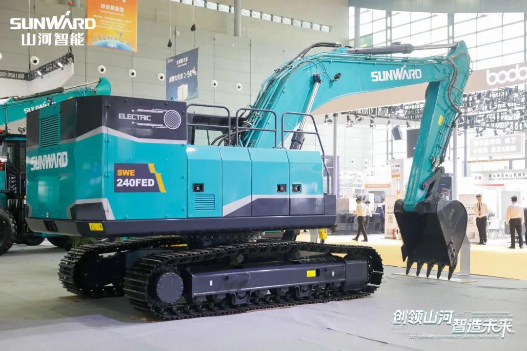 2023 CICEE | 云顶国际yd888智能亮相2023长沙国际工程机械展！智能化、电动化产品站C位