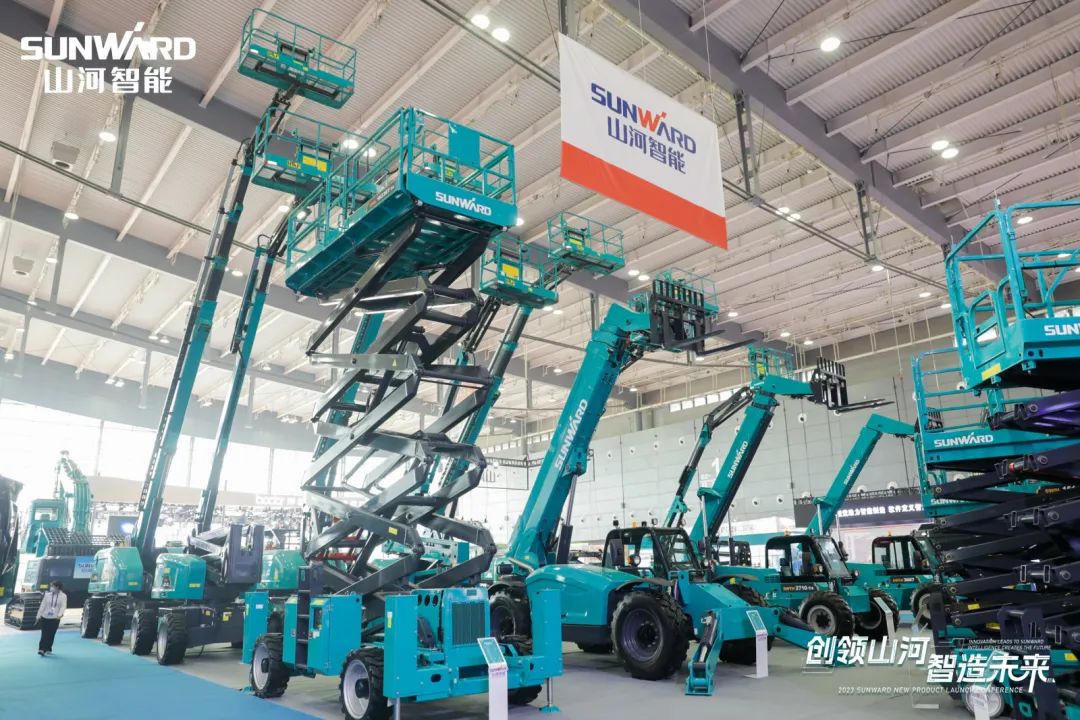 2023 CICEE | 云顶国际yd888智能亮相2023长沙国际工程机械展！智能化、电动化产品站C位