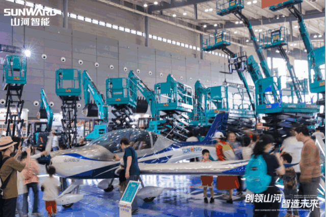 闪灼2023 CICEE！看云顶国际yd888智能“明星产品”有多“炫”