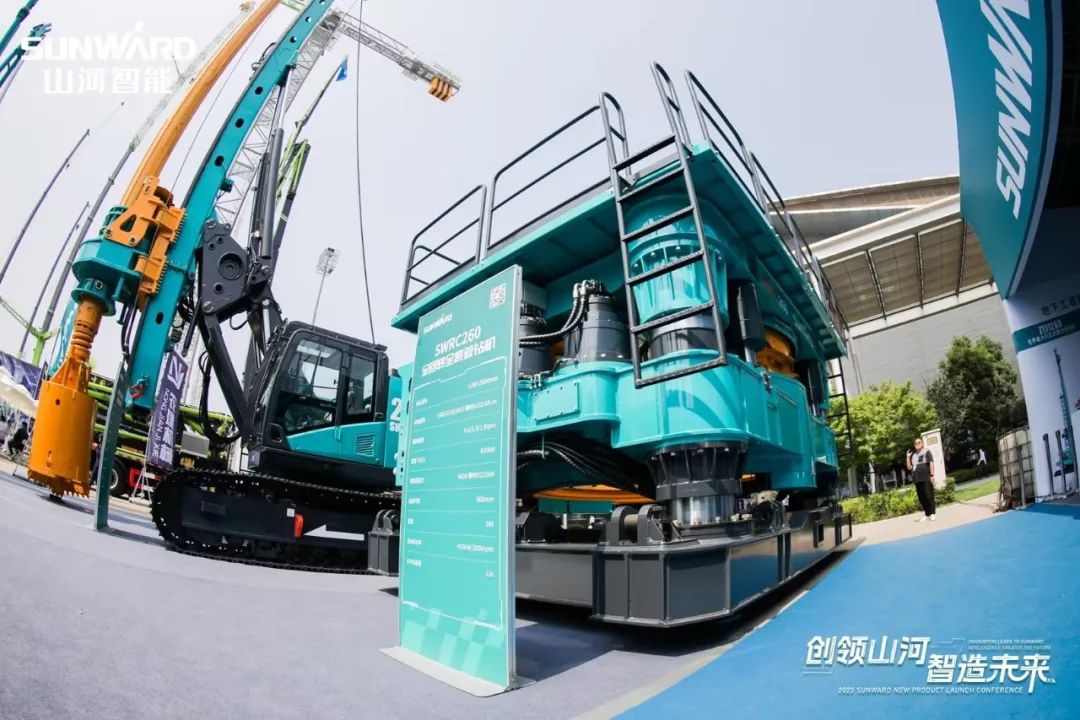 携手共建“一带一起”，，，云顶国际yd888智能地下工程装备广受关注