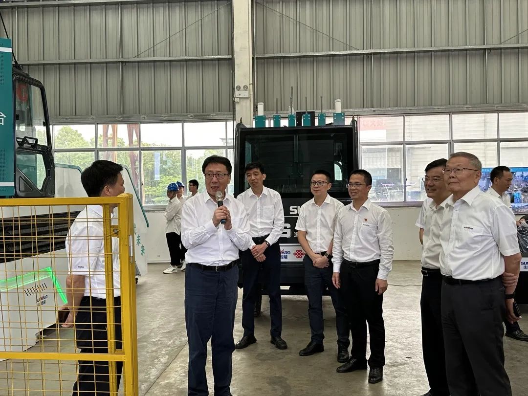 中国联通集团副总司理梁宝俊到访云顶国际yd888智能