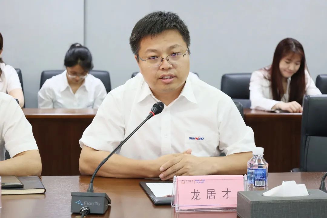 携手开启绿色转型之路！云顶国际yd888智能&南京盖百氏增程式电动旋挖钻机签约仪式乐成举行