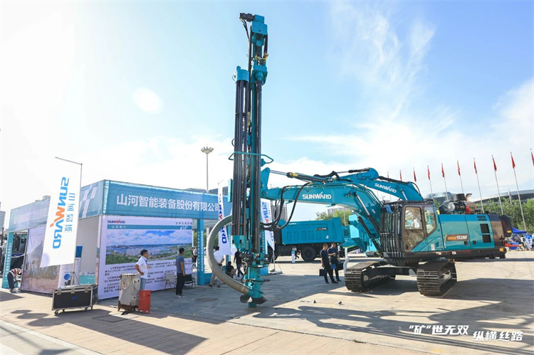 “矿”世无双，，，纵横丝路！云顶国际yd888智能亮相第十三届新疆国际矿业与装备展览会