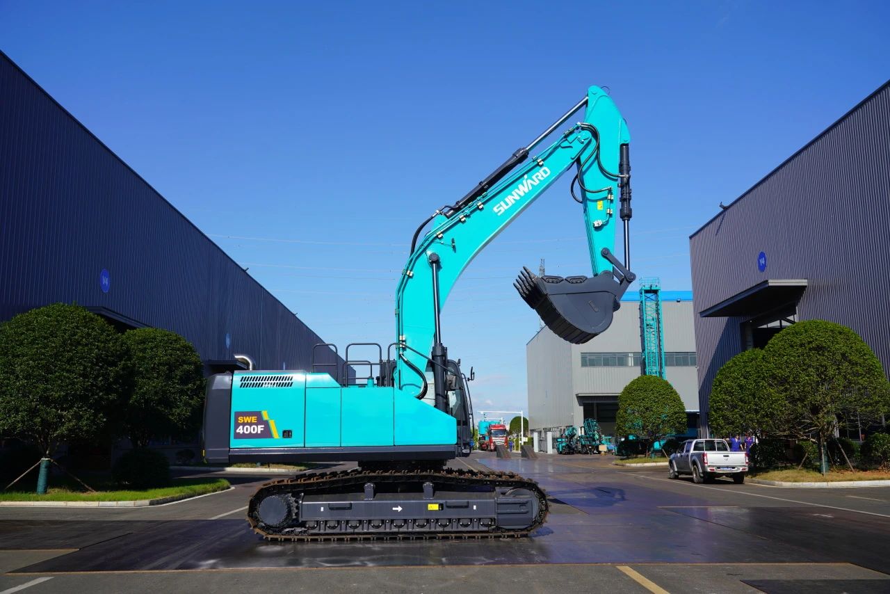 口碑超赞！云顶国际yd888智能SWE400F挖掘机荣获工程机械明星产品大奖