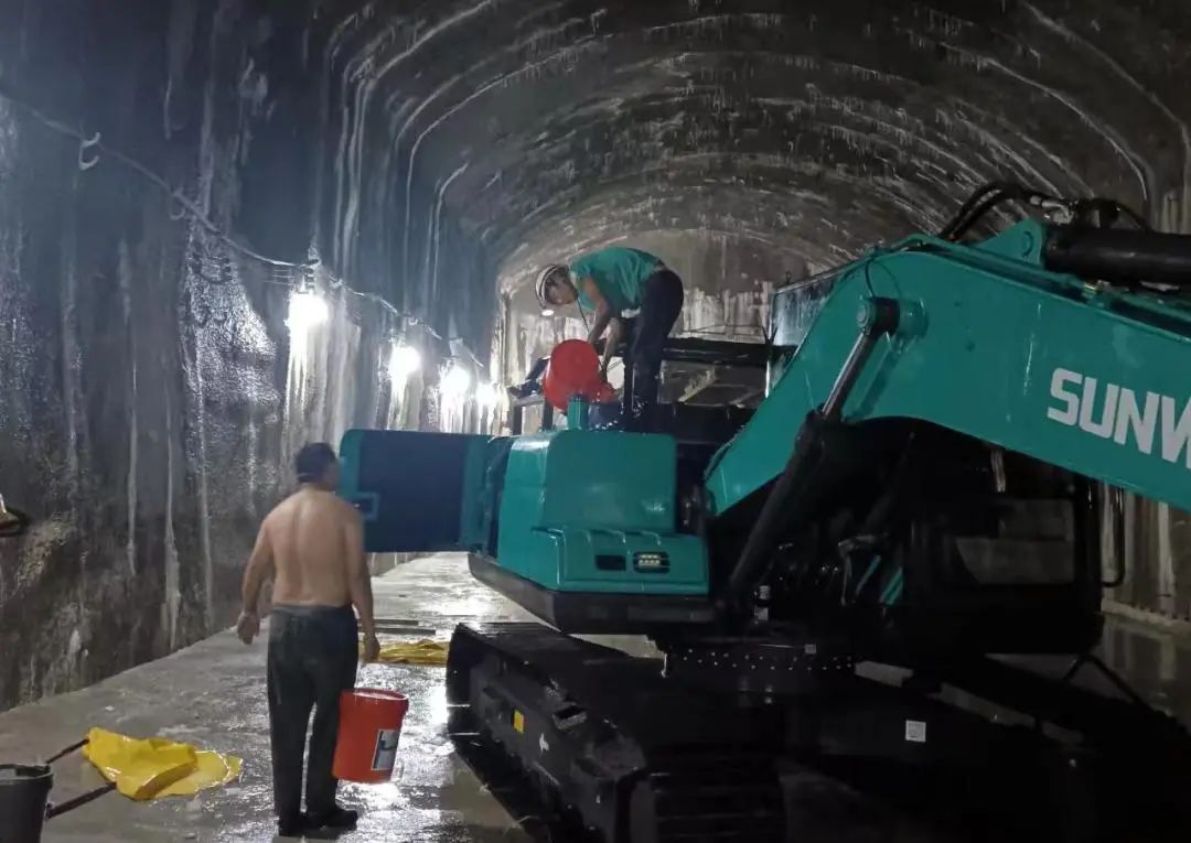 云顶国际yd888智能售后效劳：全力以赴，，，，，，，付与机械生命与活力