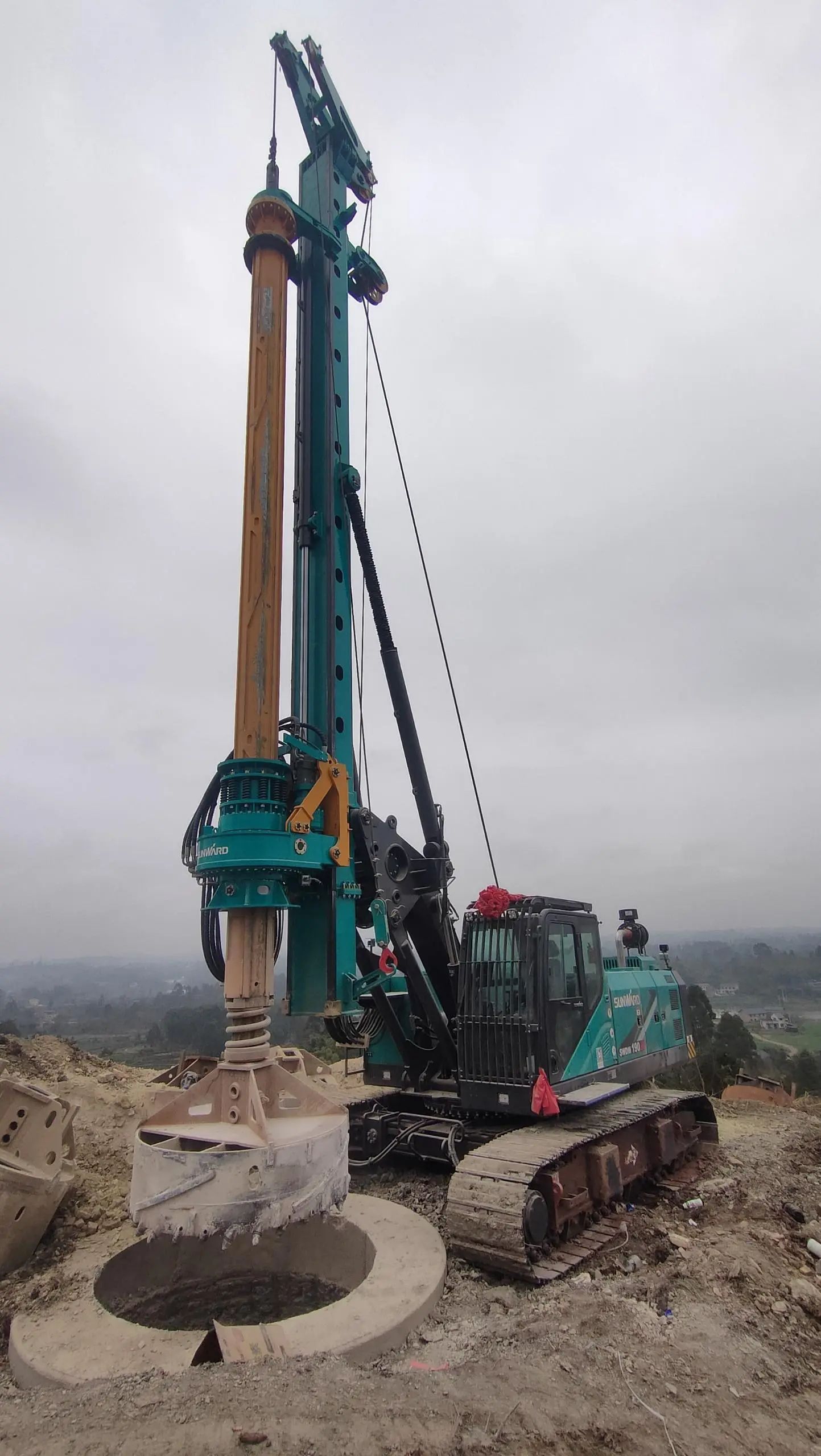 一连火热交付！云顶国际yd888智能SWDM190JN旋挖钻机备受天下各地客户青睐