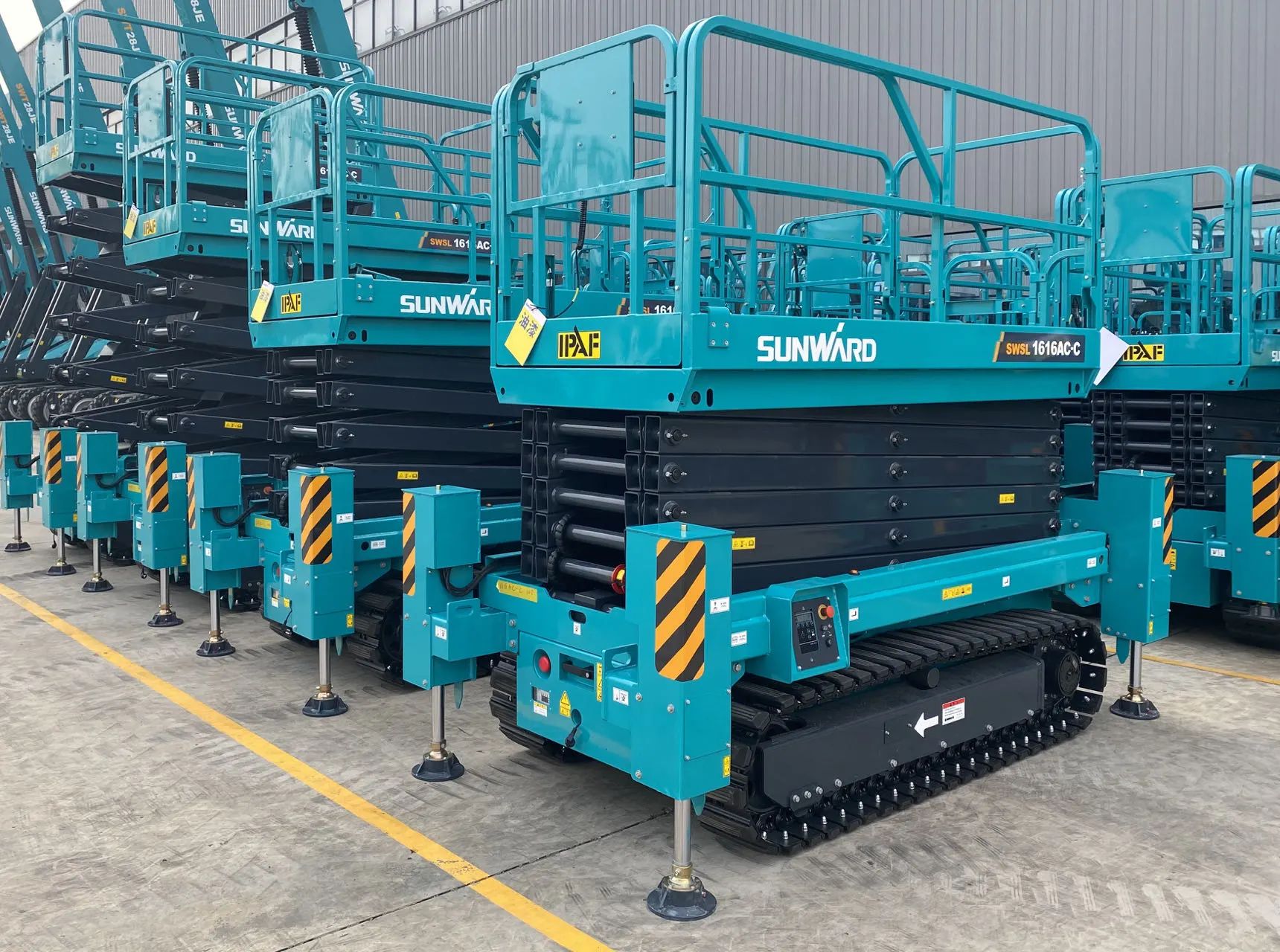 高设置、优性能！云顶国际yd888智能剪叉军团再添新兵！