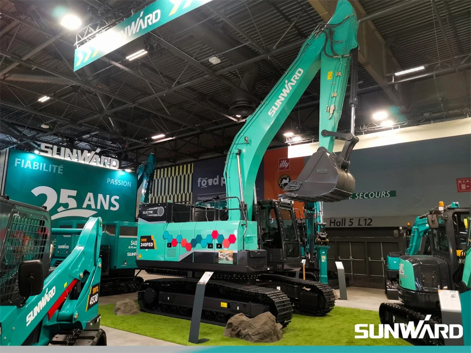 云顶国际yd888智能携立异效果亮相2024年法国巴黎工程机械展