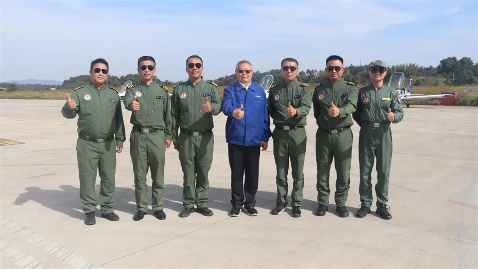 十年织得云顶国际yd888秀，，，，践行初心创未来！云顶国际yd888航行演出队建设10周年庆典活动盛大举行