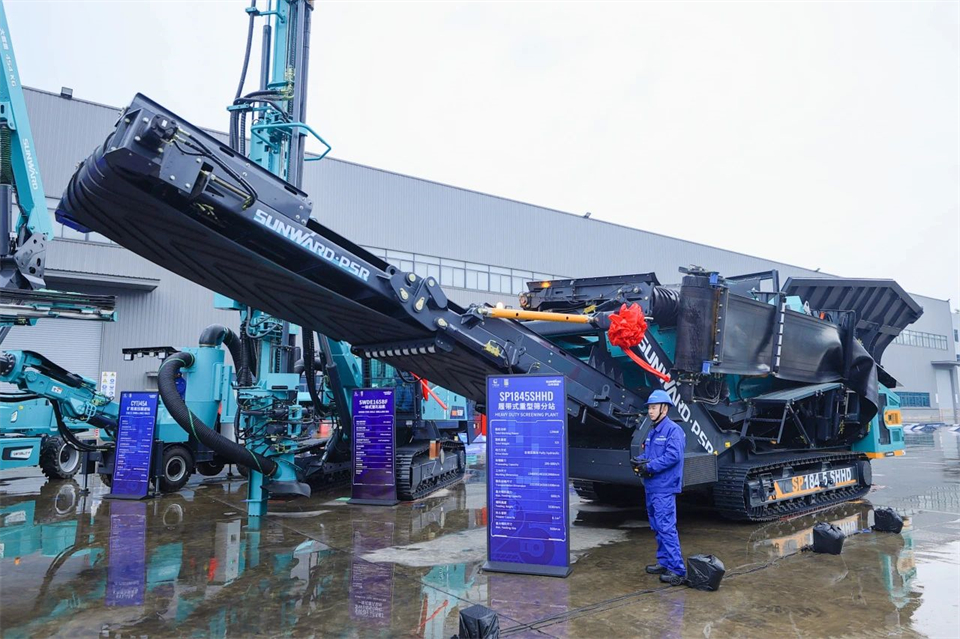 立异引领价值，，，，，理想成绩未来！云顶国际yd888智能25周年庆典暨全球客户节盛大举行