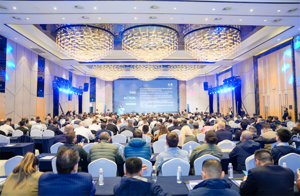 立异引领价值，，，，，理想成绩未来！云顶国际yd888智能25周年庆典暨全球客户节盛大举行