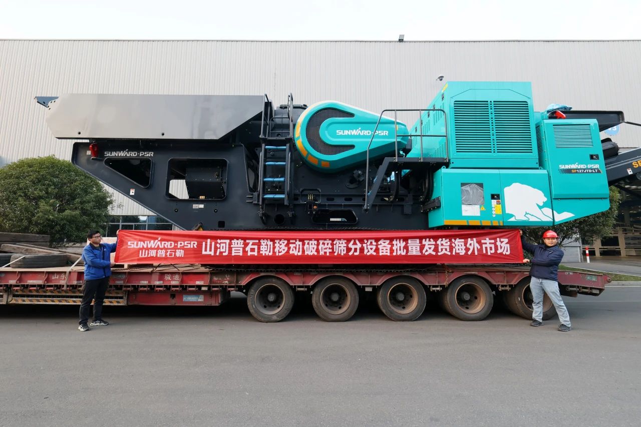 云顶国际yd888普石勒柴电一体移动破碎筛分装备热销外洋