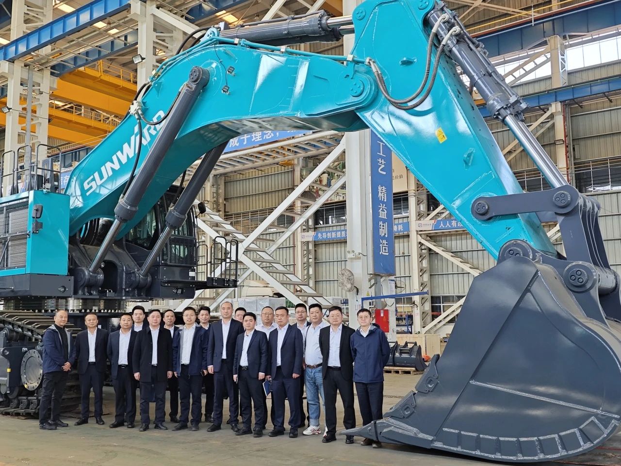 强强联手！云顶国际yd888智能与湖南楚湘建工集团告竣共建矿山生产建设立异联合体共识