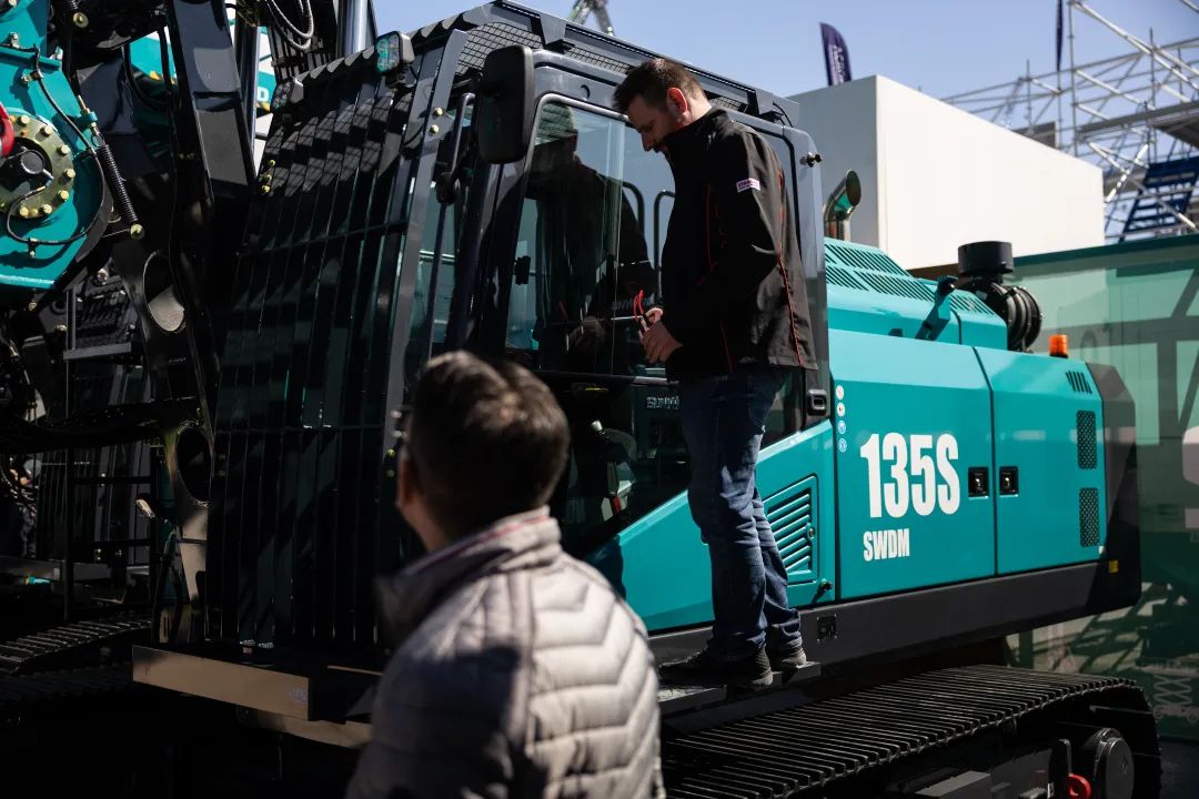 Bauma 2025 | 高端定制！云顶国际yd888智能Pro系列旋挖钻机燃爆全场
