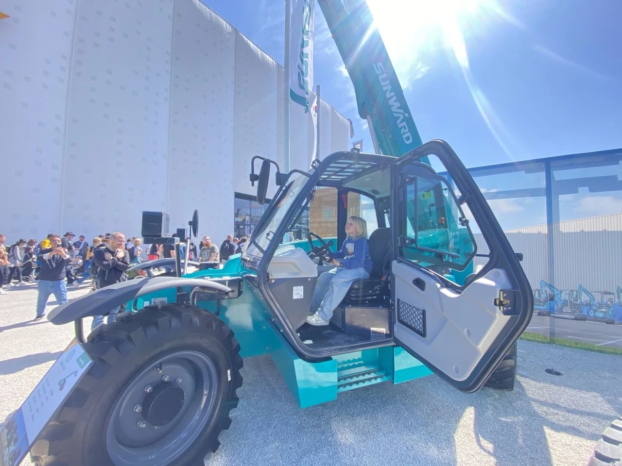 云顶国际yd888智能高空机械闪灼Bauma 2025！ 新能源手艺与立异产品获全球瞩目