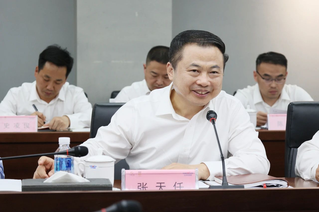 天能控股集团党委书记、董事长张天任率队到访云顶国际yd888智能