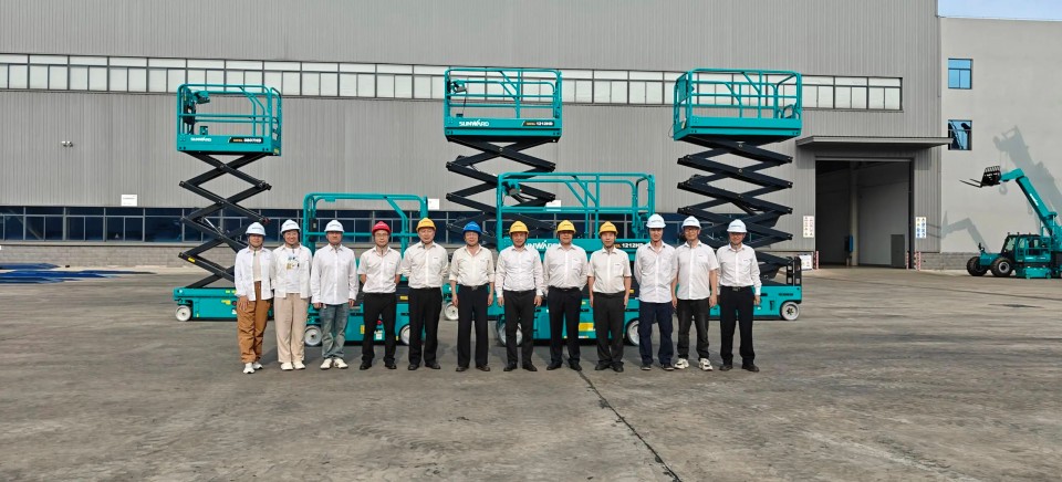 云顶国际yd888智能电动液驱剪叉系列产品周全升级，，，为客户创立更大价值