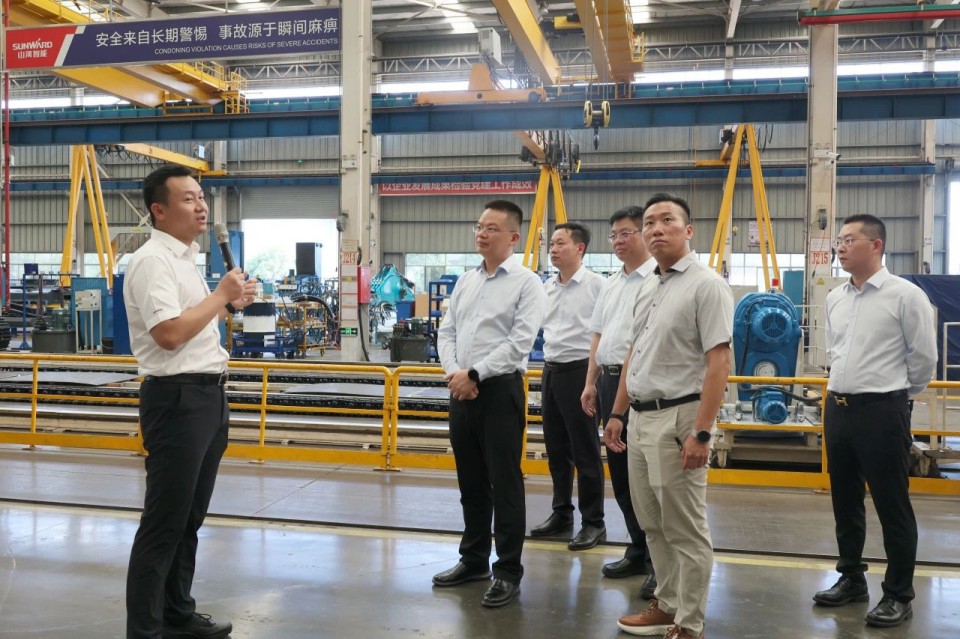 共商相助，，，，建华控股有限公司董事长汪贵华到访云顶国际yd888智能