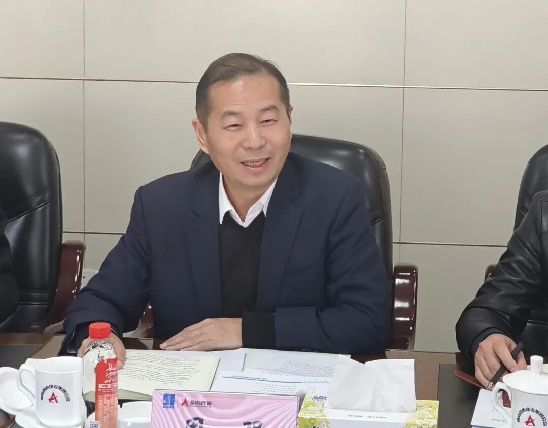 云顶国际yd888智能与湖南路桥深化战略相助，，，，，，，共筑智能绿色制作新标杆