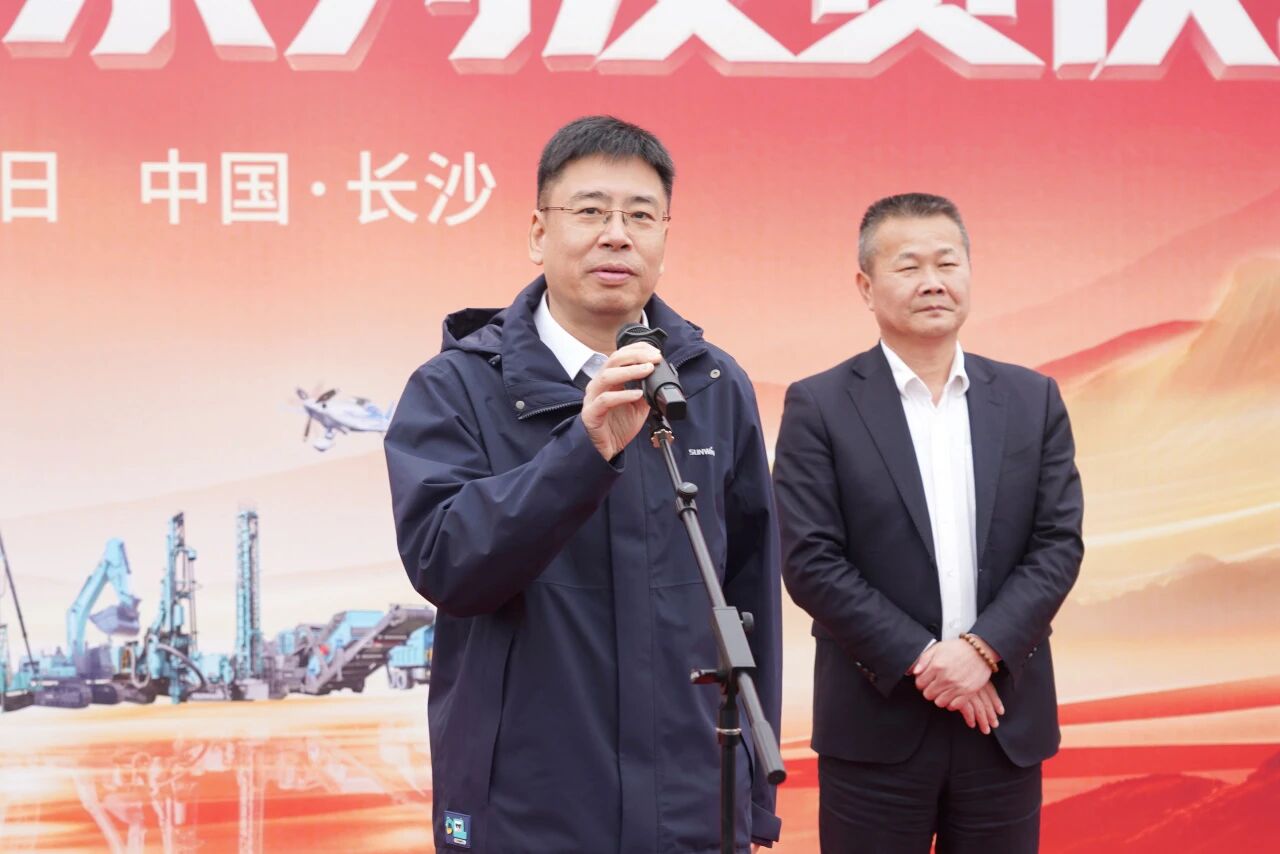 云顶国际yd888智能举行2026年正月系列发货仪式，，，过亿元装备奔赴全球